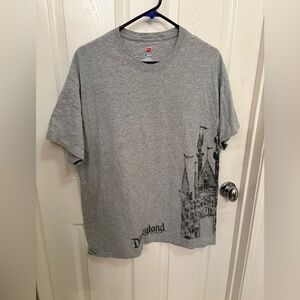 Disneyland Light Gray Black Men's Short Sleeve Graphic Castle Tee Size X Large